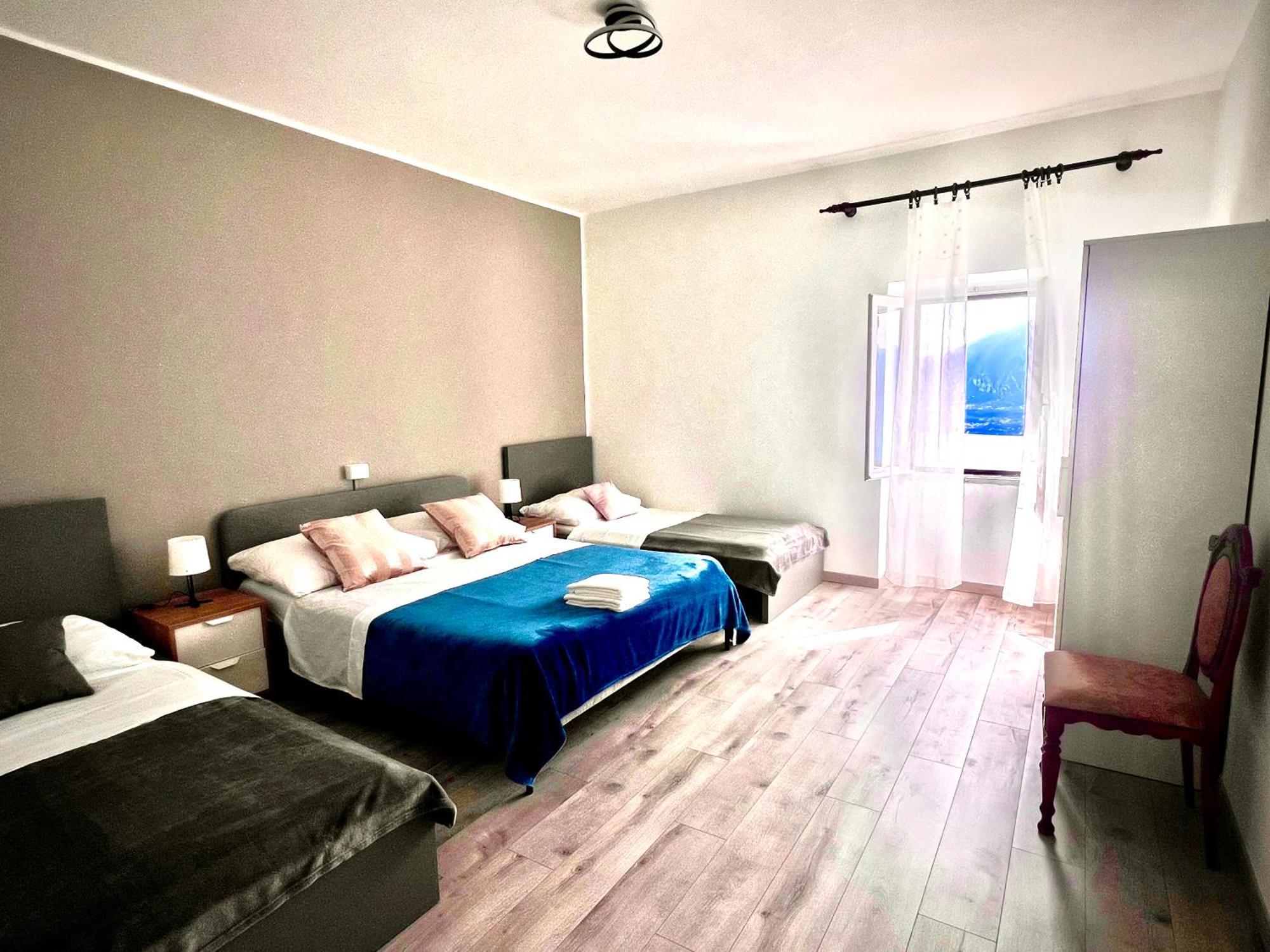 Nuovi Appartamenti Neli Сан-Дзено-ді-Монтанья Екстер'єр фото